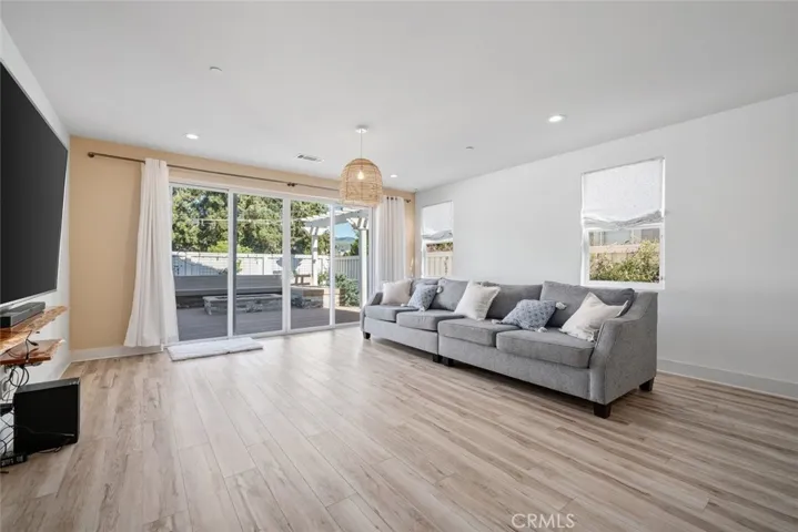 3898 Hayfield Loop, San Luis Obispo, California 93401