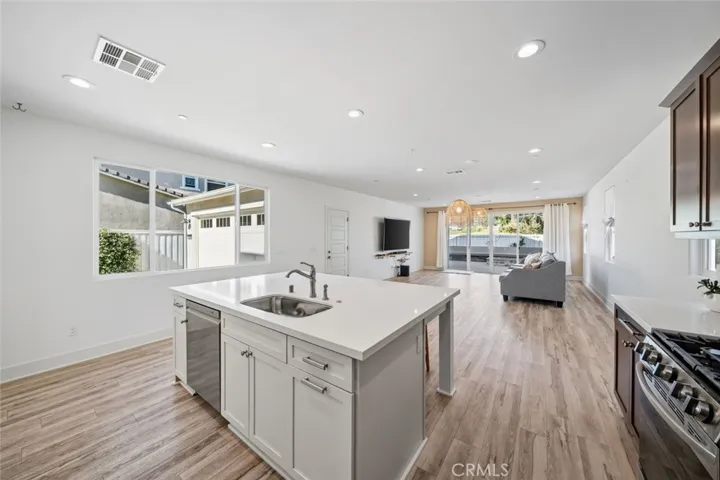 3898 Hayfield Loop, San Luis Obispo, California 93401