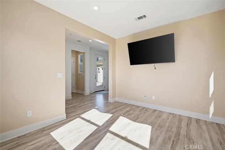 3898 Hayfield Loop, San Luis Obispo, California 93401