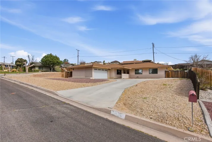 15103 Wilson Court, Apple Valley, California 92307