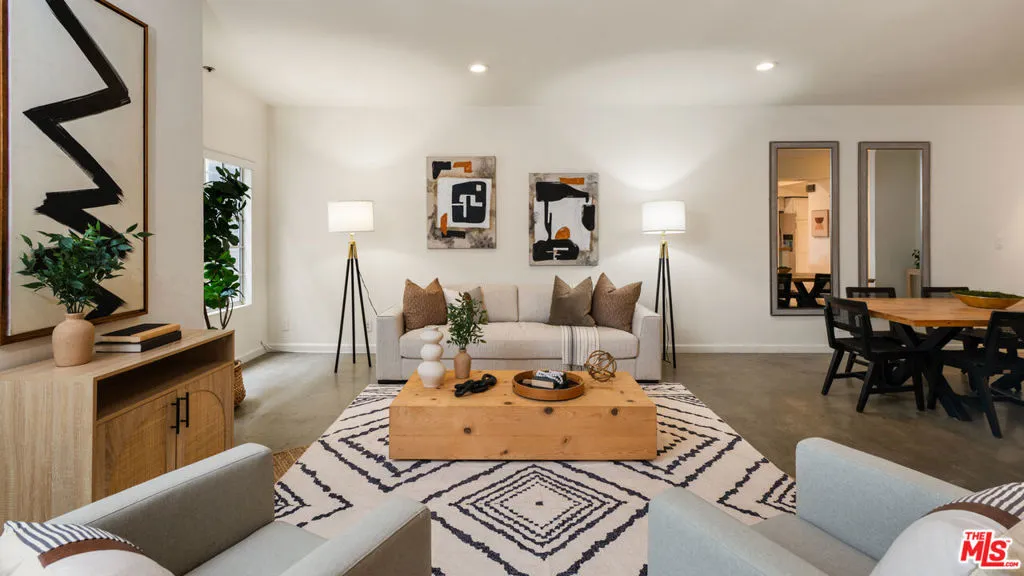 10627 Ashton Avenue 103, Los Angeles, California 90024 home-pic-7