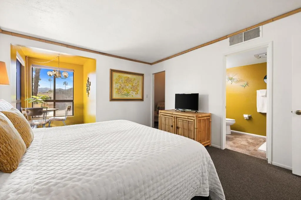 68722 Calle Denia, Cathedral City, California 92234 home-pic-32