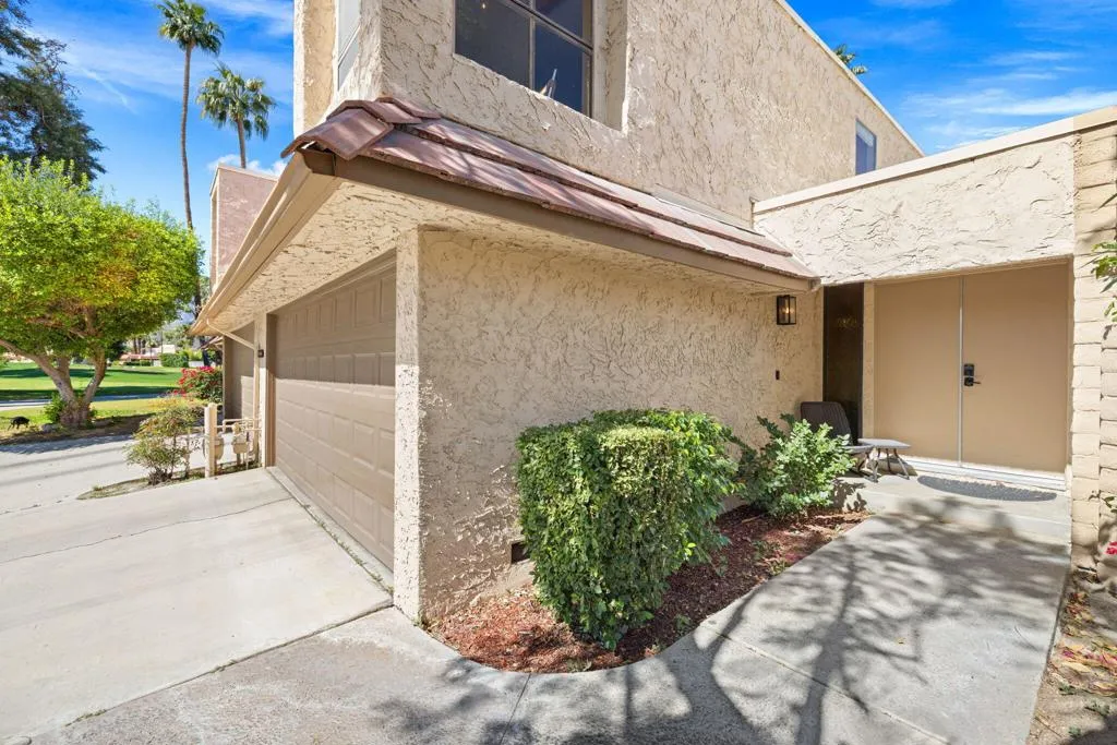 68722 Calle Denia, Cathedral City, California 92234 home-pic-44