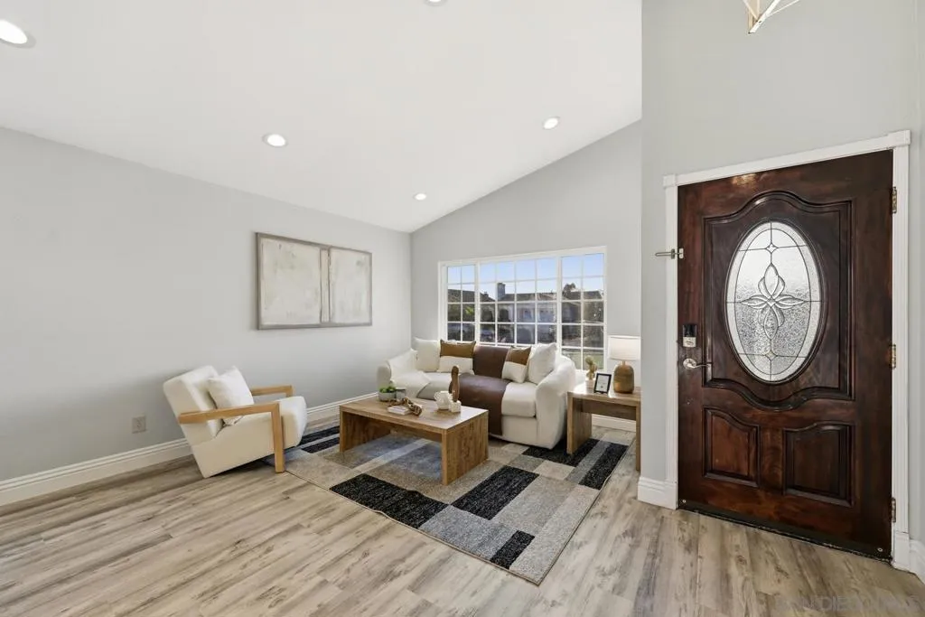 973 Stillwell Ave, San Diego, California 92114 home-pic-3