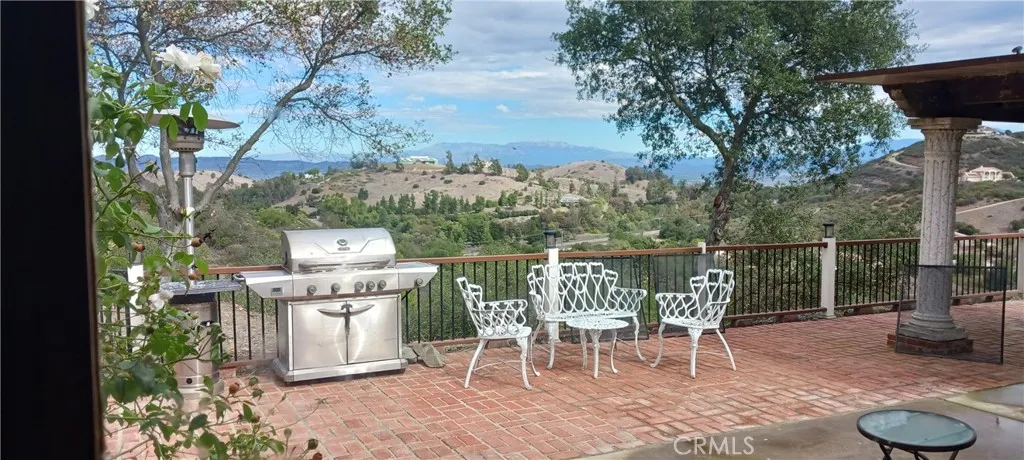 26100 Calle Corveta, Temecula, California 92590