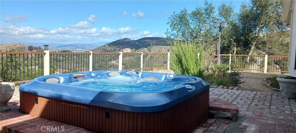 26100 Calle Corveta, Temecula, California 92590