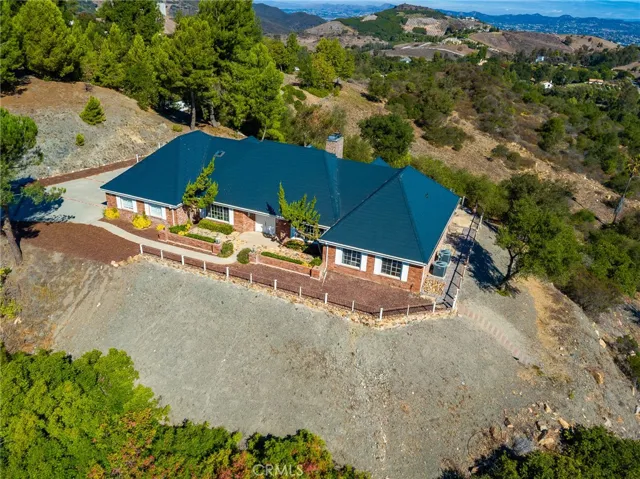 26100 Calle Corveta, Temecula, California 92590