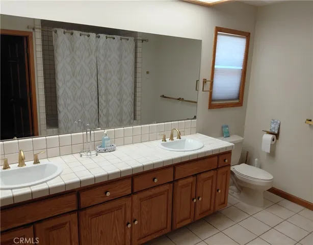 26100 Calle Corveta, Temecula, California 92590