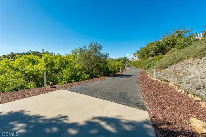 26100 Calle Corveta, Temecula, California 92590