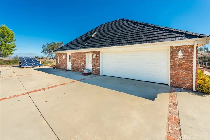 26100 Calle Corveta, Temecula, California 92590