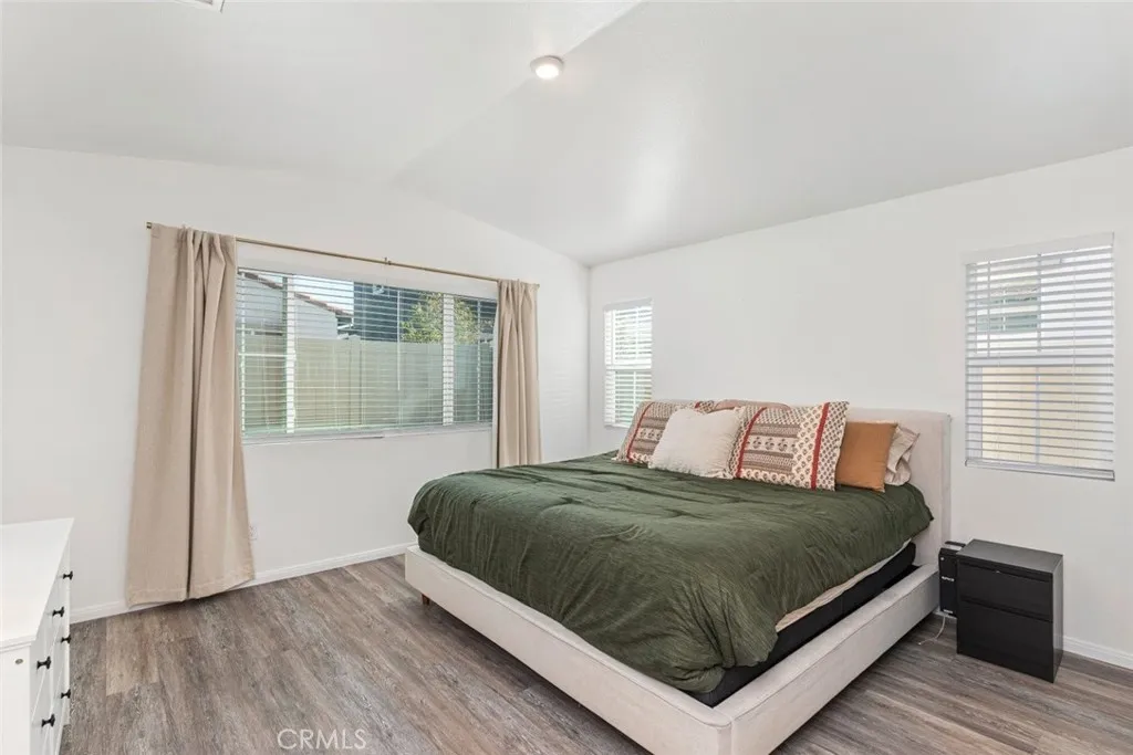 29102 Larch, Lake Elsinore, California 92530 home-pic-23