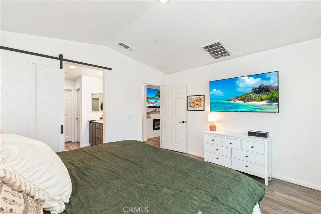 29102 Larch, Lake Elsinore, California 92530 home-pic-22