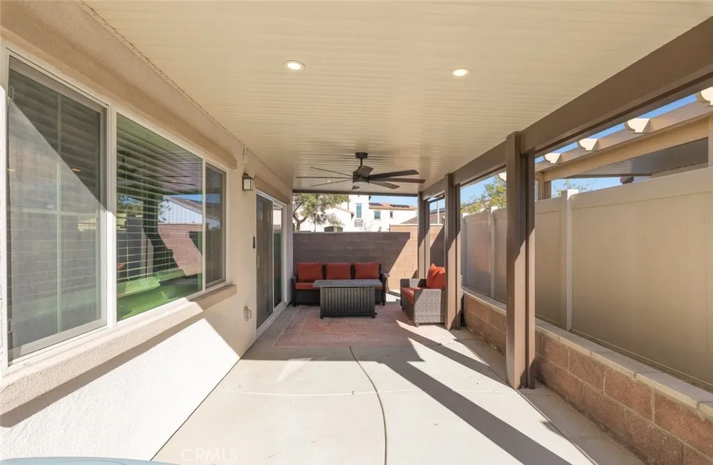 29102 Larch, Lake Elsinore, California 92530 home-pic-30