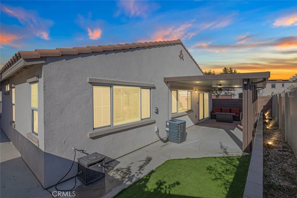 29102 Larch, Lake Elsinore, California 92530 home-pic-7