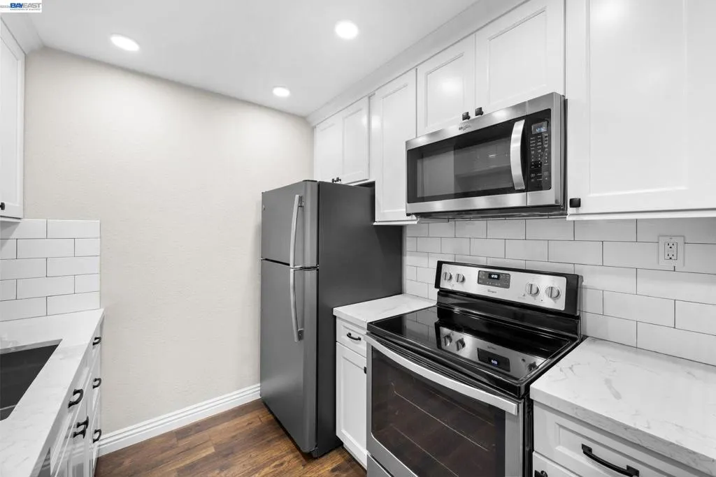 2724 2724 Oak Rd 88, Walnut Creek, California 94597 home-pic-8
