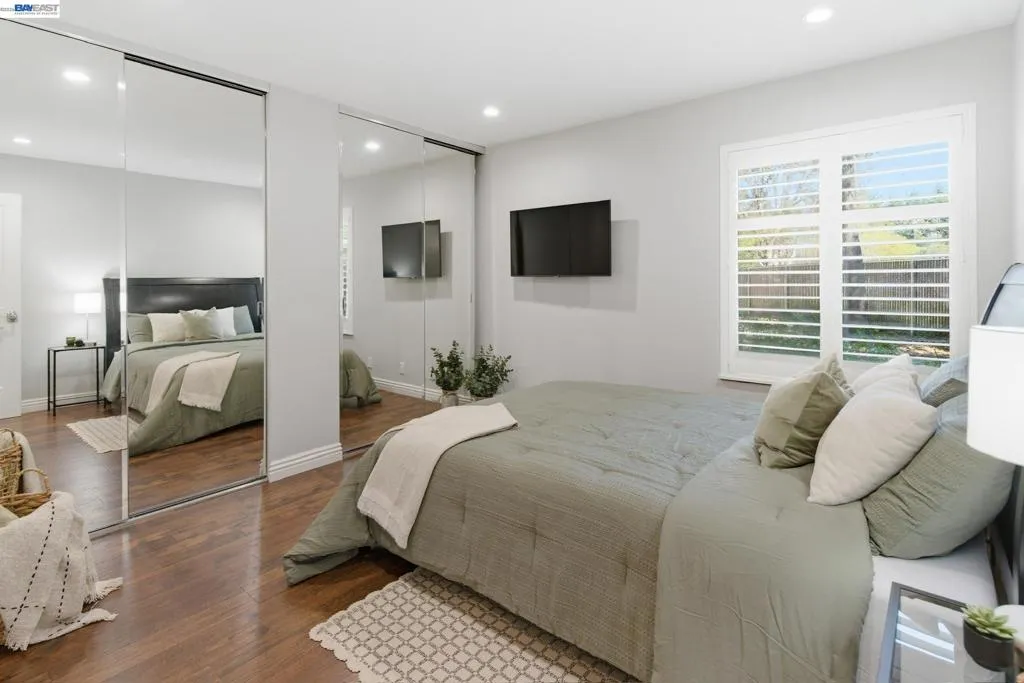 2724 2724 Oak Rd 88, Walnut Creek, California 94597 home-pic-14