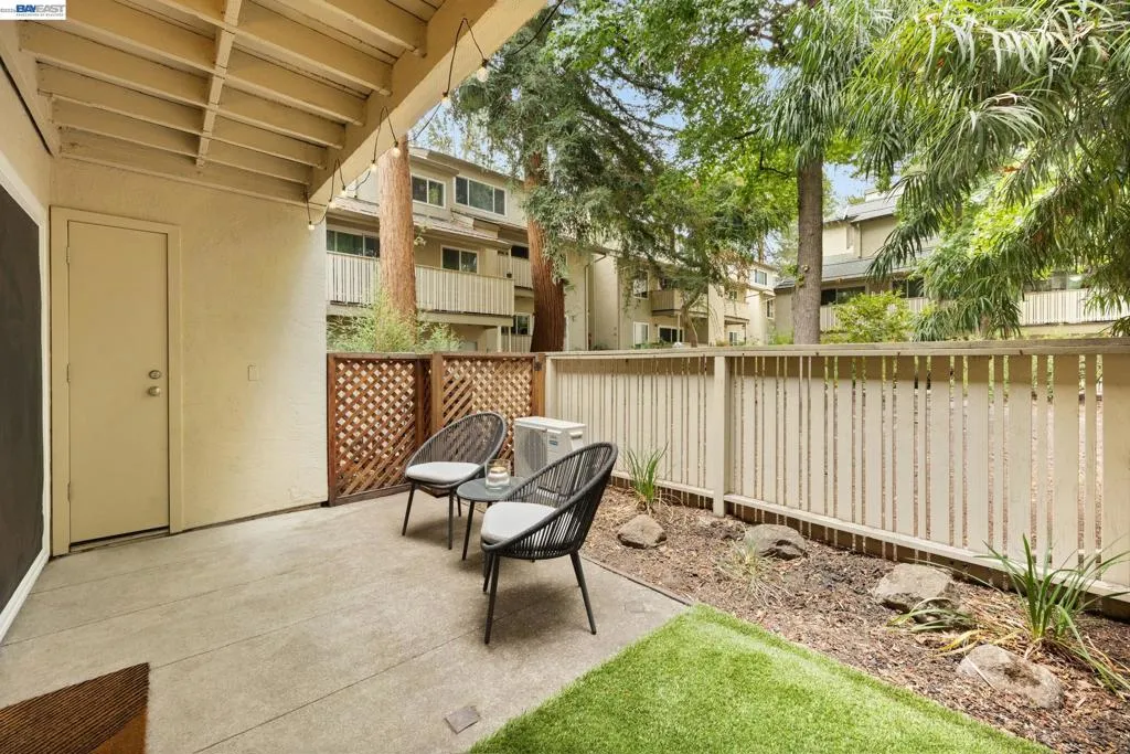 2724 2724 Oak Rd 88, Walnut Creek, California 94597 home-pic-19
