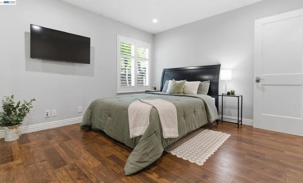 2724 2724 Oak Rd 88, Walnut Creek, California 94597 home-pic-15