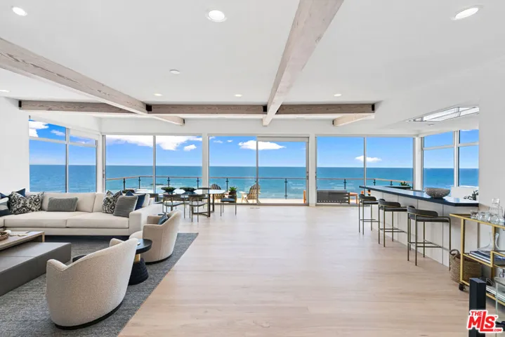 Great room/Entry Level