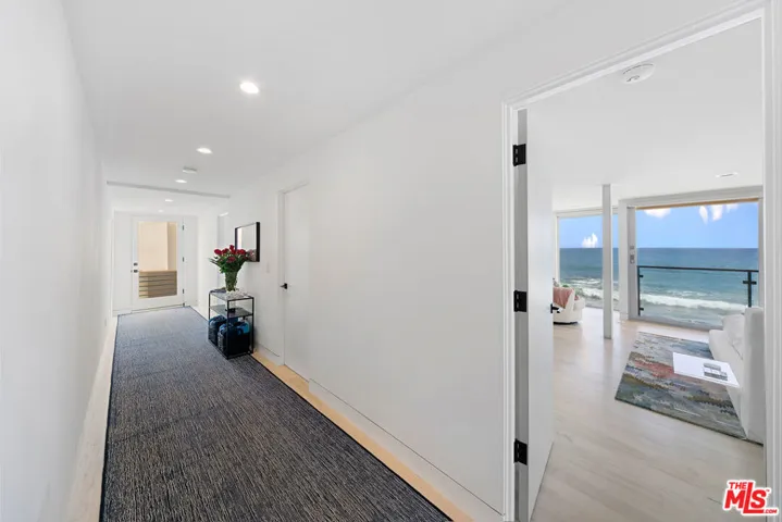 Mid-level hallway