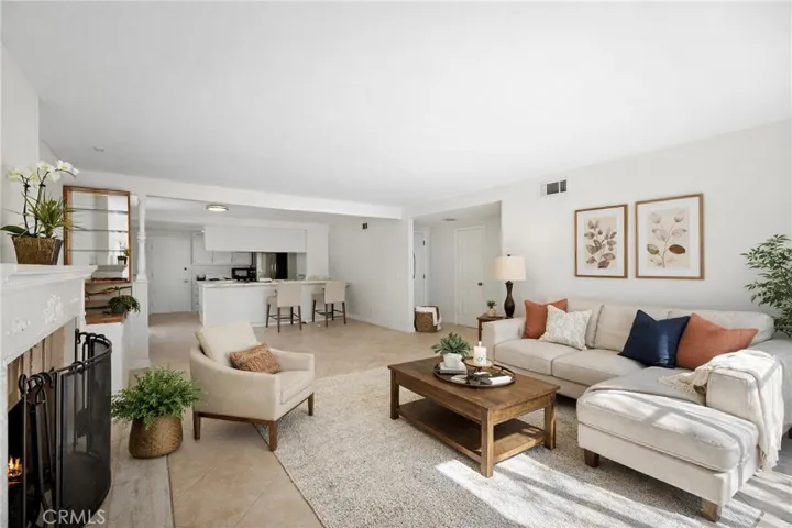 Photo Virtually Staged