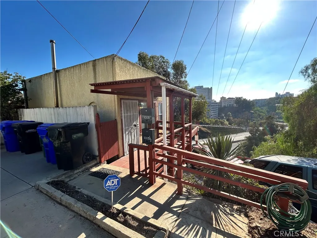 1005 Lincoln Avenue, San Diego, California 92103 home-pic-15