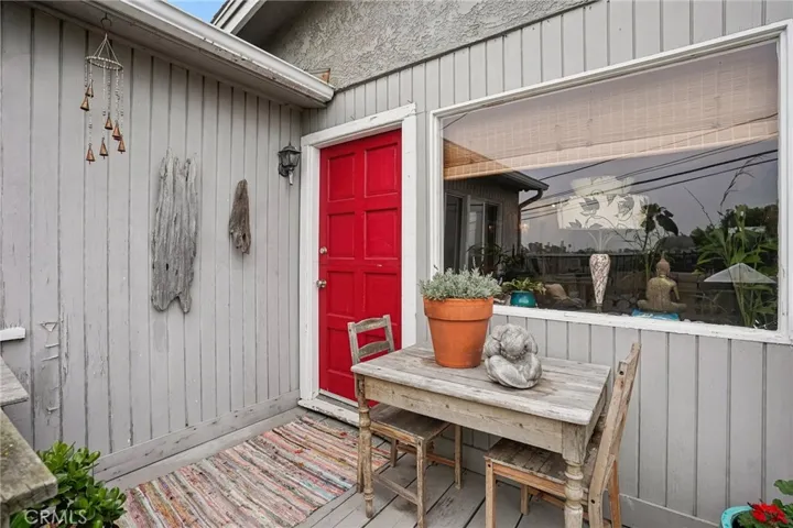 1940 N Ardmore, Manhattan Beach, California 90266