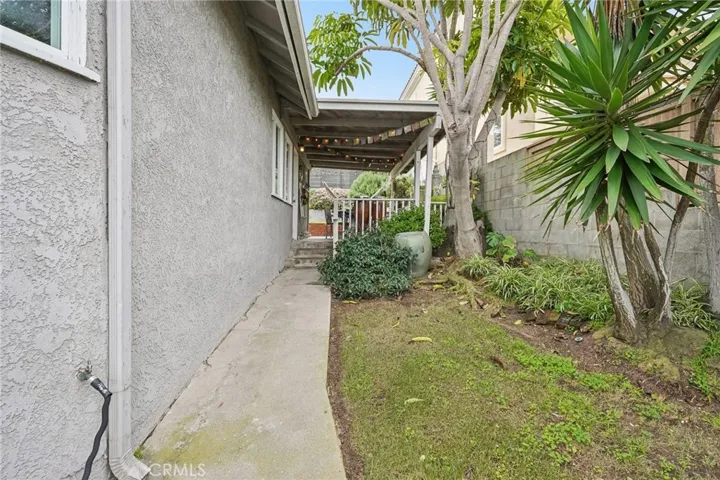 1940 N Ardmore, Manhattan Beach, California 90266