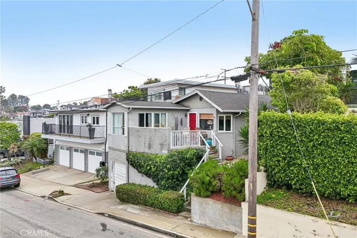 1940 N Ardmore, Manhattan Beach, California 90266