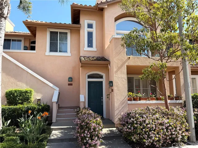 501 Tropea Aisle, Irvine, California 92606