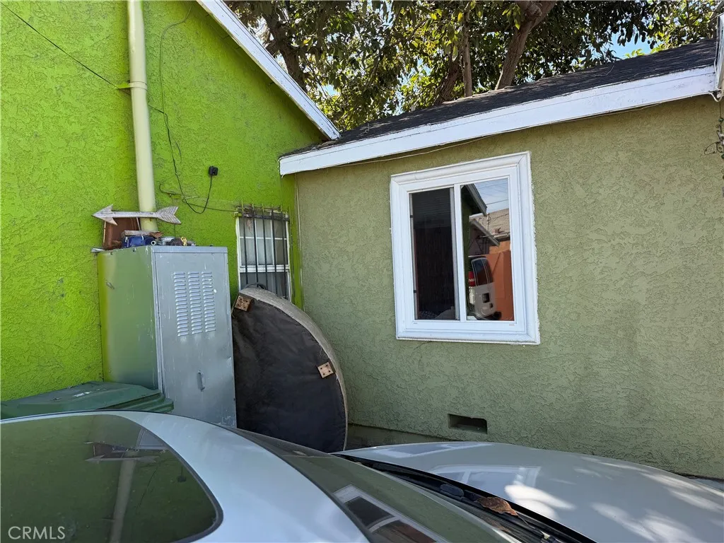2255 E 105th, Los Angeles, California 90002 home-pic-5