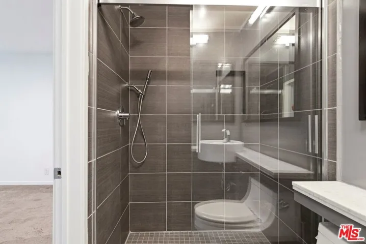 1233 N Laurel Avenue 109, West Hollywood, California 90046