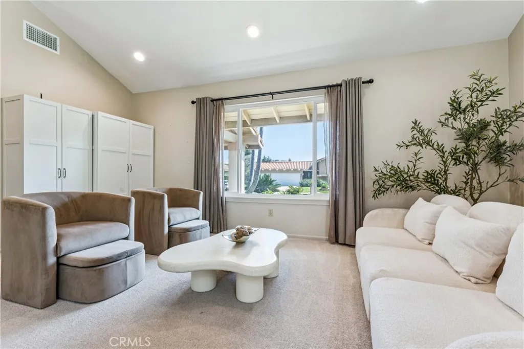 15414 Feldspar Drive, Chino Hills, California 91709 home-pic-15