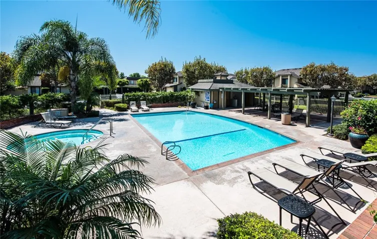 18124 Old Trail Lane, Fountain Valley, California 92708