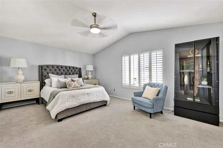 Huge Primary Bedroom with high Ceiling