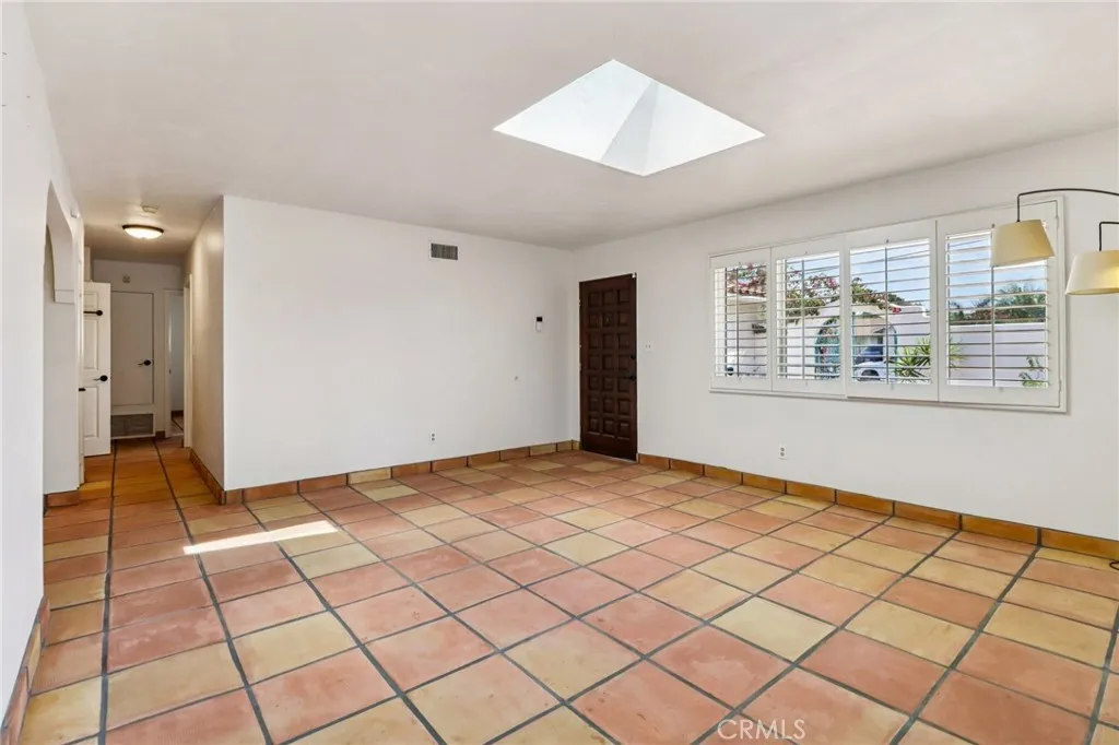 7108 Werner Street, San Diego, California 92122 home-pic-32