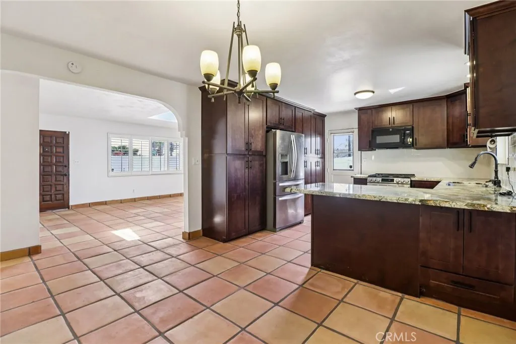 7108 Werner Street, San Diego, California 92122 home-pic-8