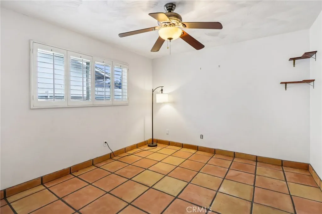7108 Werner Street, San Diego, California 92122 home-pic-20