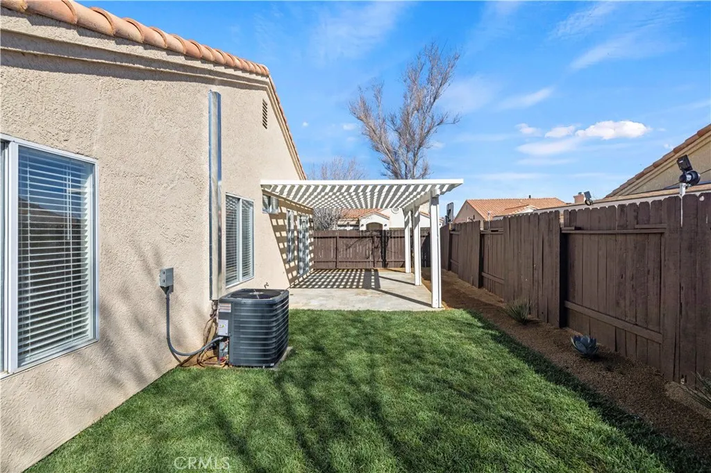37744 Harvey Street, Palmdale, California 93550 home-pic-39