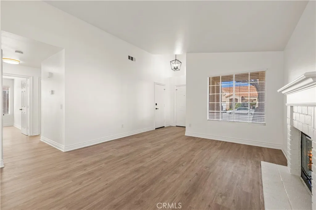37744 Harvey Street, Palmdale, California 93550 home-pic-9
