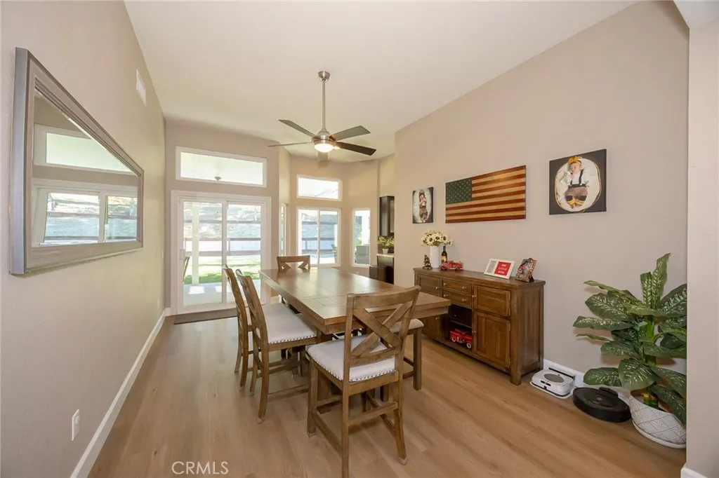23632 Spindle, Murrieta, California 92562 home-pic-12