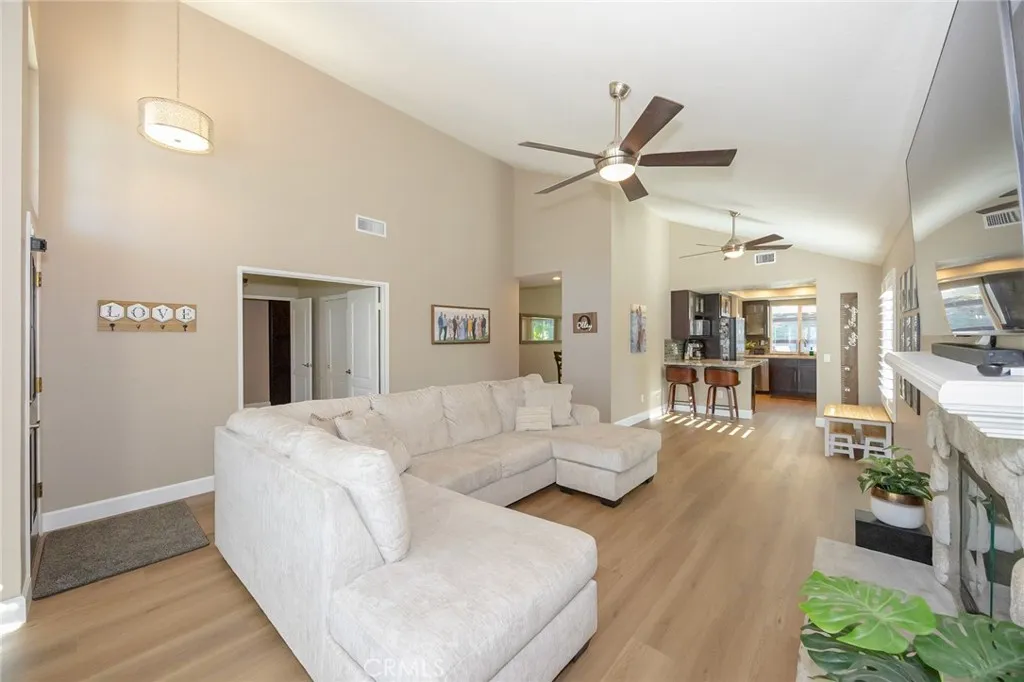 23632 Spindle, Murrieta, California 92562 home-pic-5