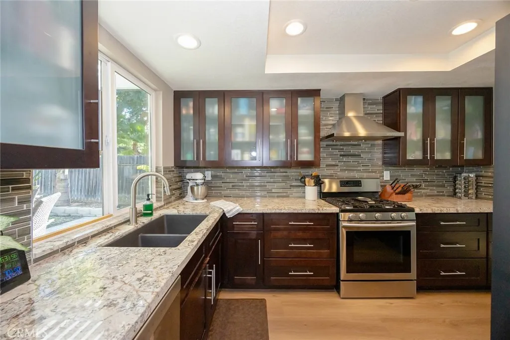 23632 Spindle, Murrieta, California 92562 home-pic-9