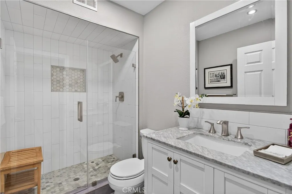 731 S Ridgeview, Anaheim Hills, California 92807 home-pic-16