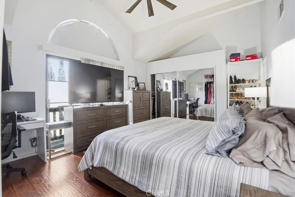 14325 Foothill 9, Sylmar, California 91342 home-pic-18