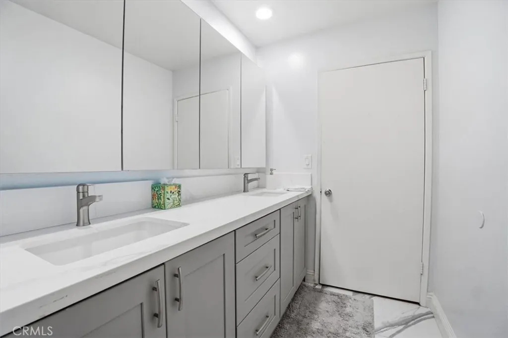14325 Foothill 9, Sylmar, California 91342 home-pic-22