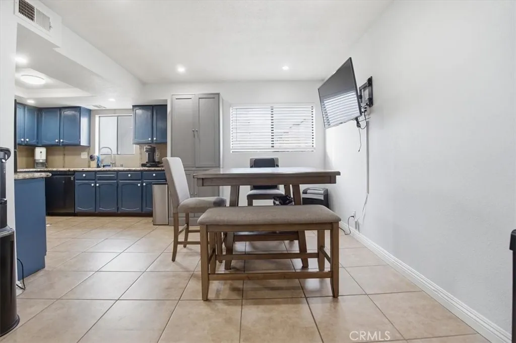14325 Foothill 9, Sylmar, California 91342 home-pic-10