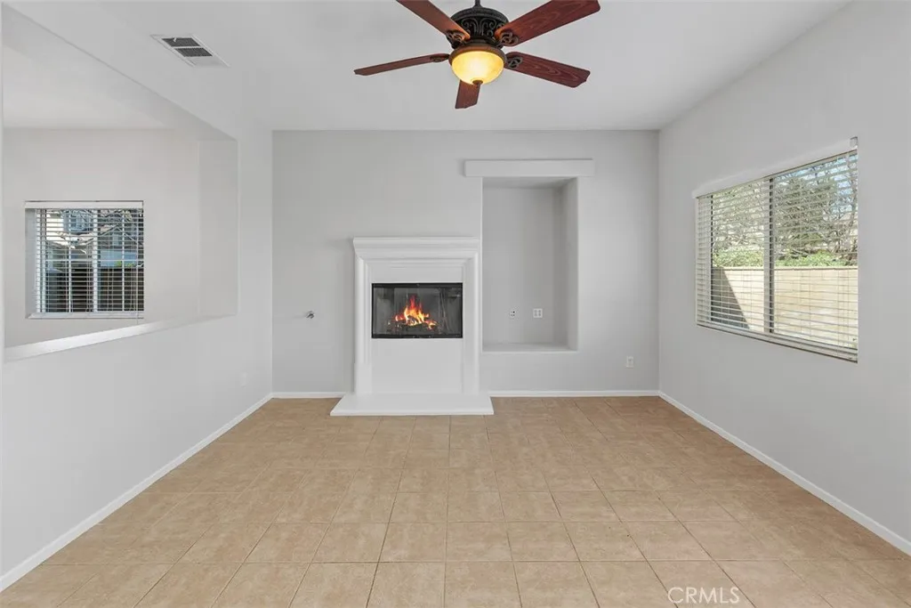 35700 Emily, Murrieta, California 92563 home-pic-8