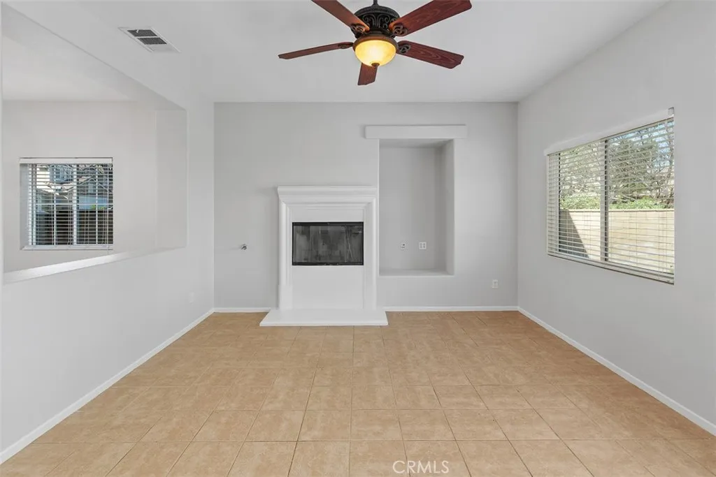 35700 Emily, Murrieta, California 92563 home-pic-7