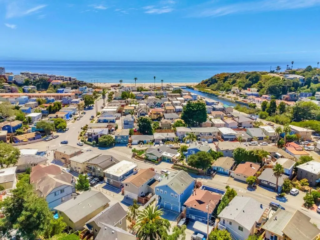 307 Treasure Island, Aptos, California 95003 — photo 4